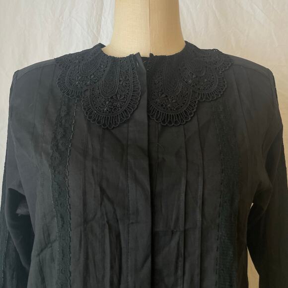 Vintage 80s Black Crochet Collar Pleated Button Up Blouse Size 8 - Picture 8 of 8